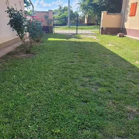 Apartment Szofia Vendeghaz